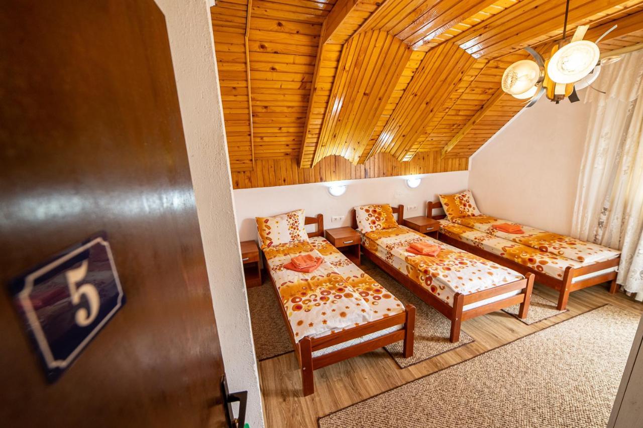 Snam Rooms&Apartment Жабляк Экстерьер фото