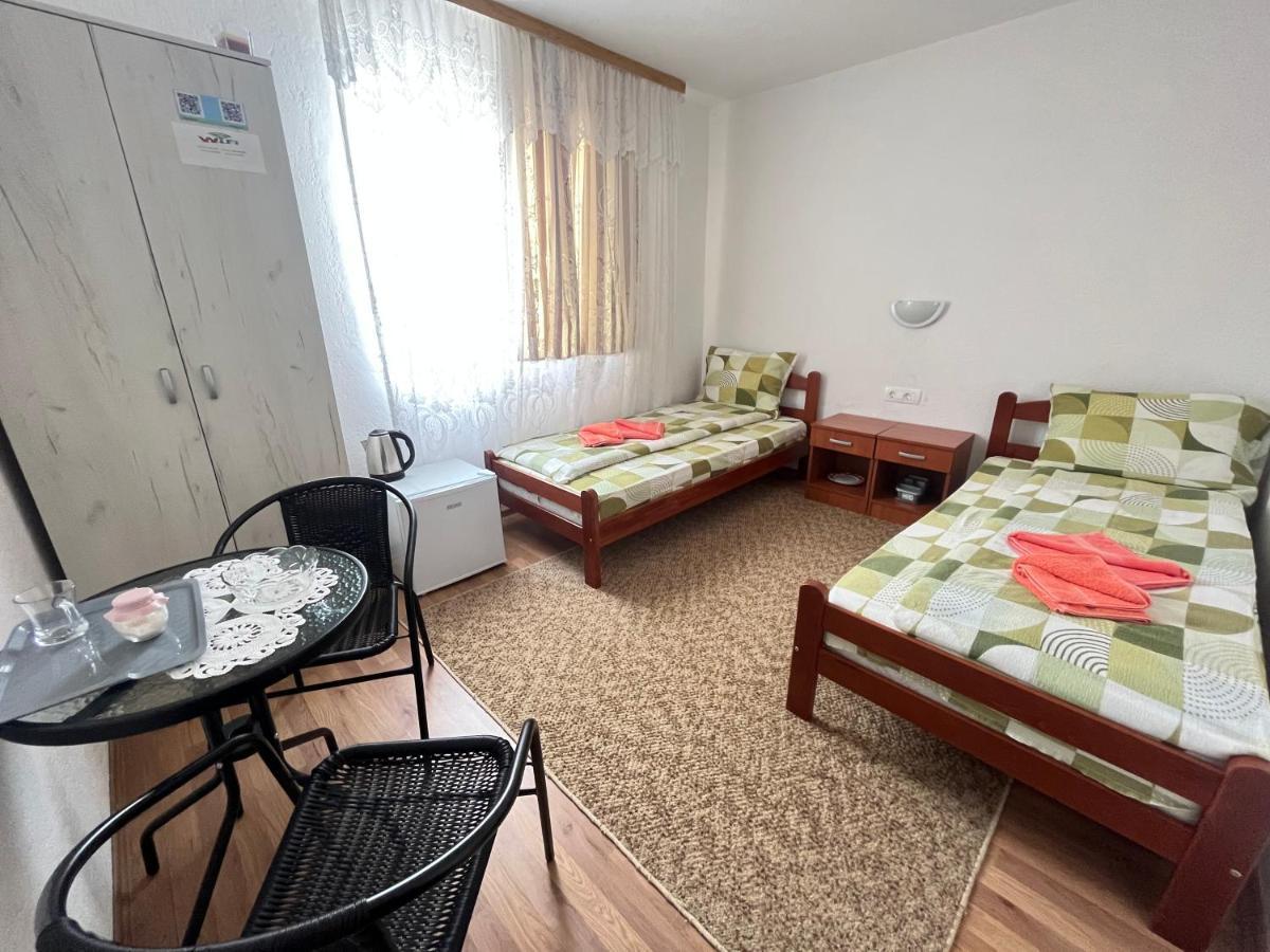 Snam Rooms&Apartment Жабляк Экстерьер фото